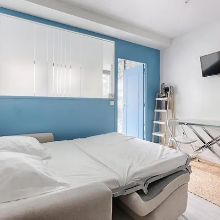 Charming Gambetta - Saint Fargeau Ii Paris